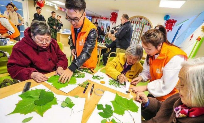 保障餐饮、搭好网络、建好联盟贴心服务让养老变“享老”(图2)